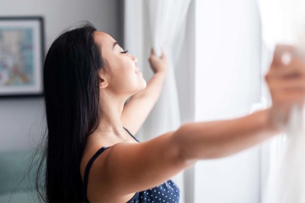 louisiana-residential-addiction-treatment woman relaxes at a Florida residential addiction treatment center